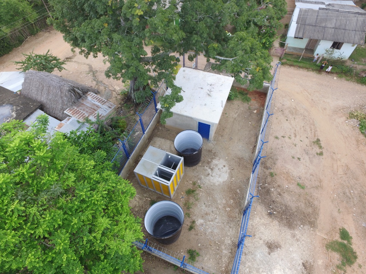 Planta contenedorizada para tratamiento de aguas residuales y agua potable COD 112: ECON SAS