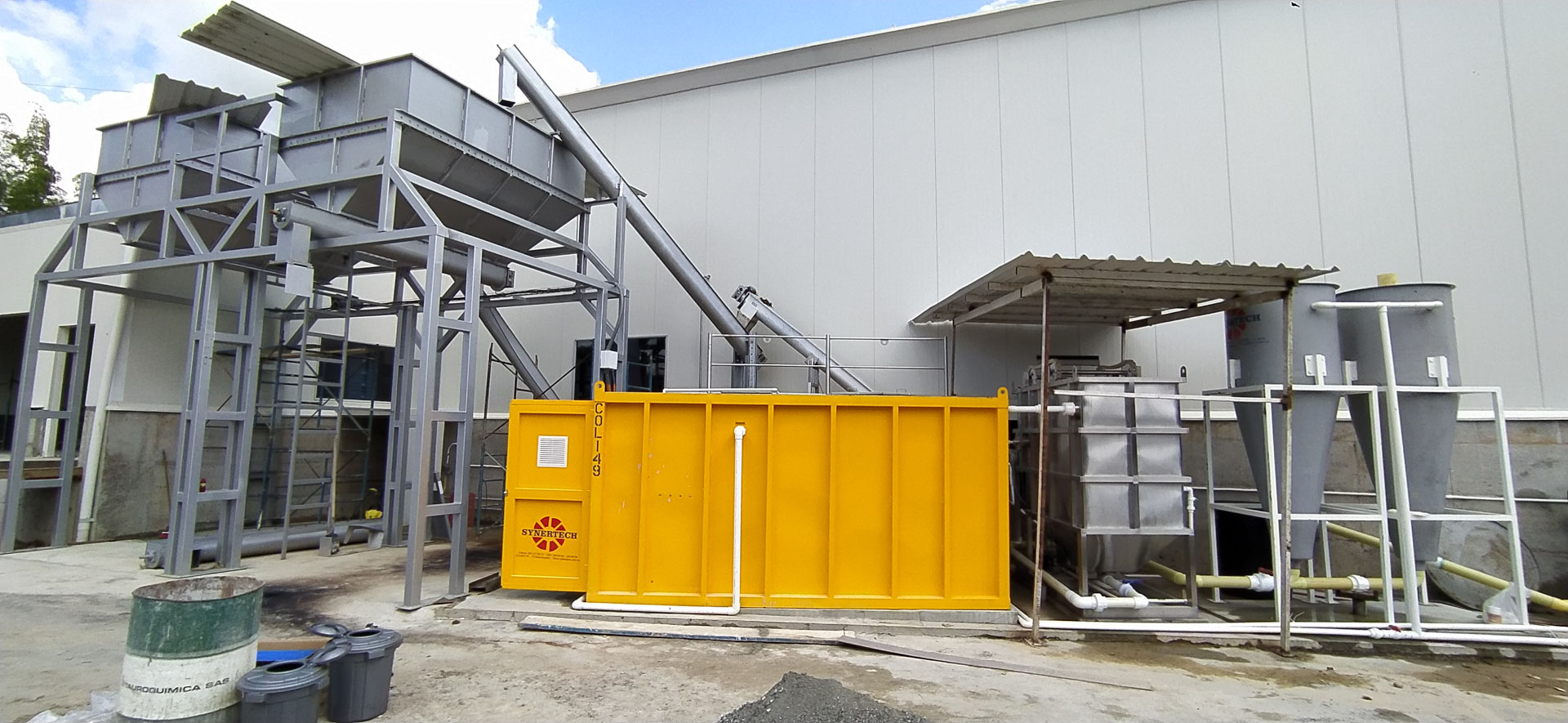 Planta contenedorizada para tratamiento de aguas residuales y agua potable COD 147: ARCANGEL MIGUEL INTERNATIONAL
