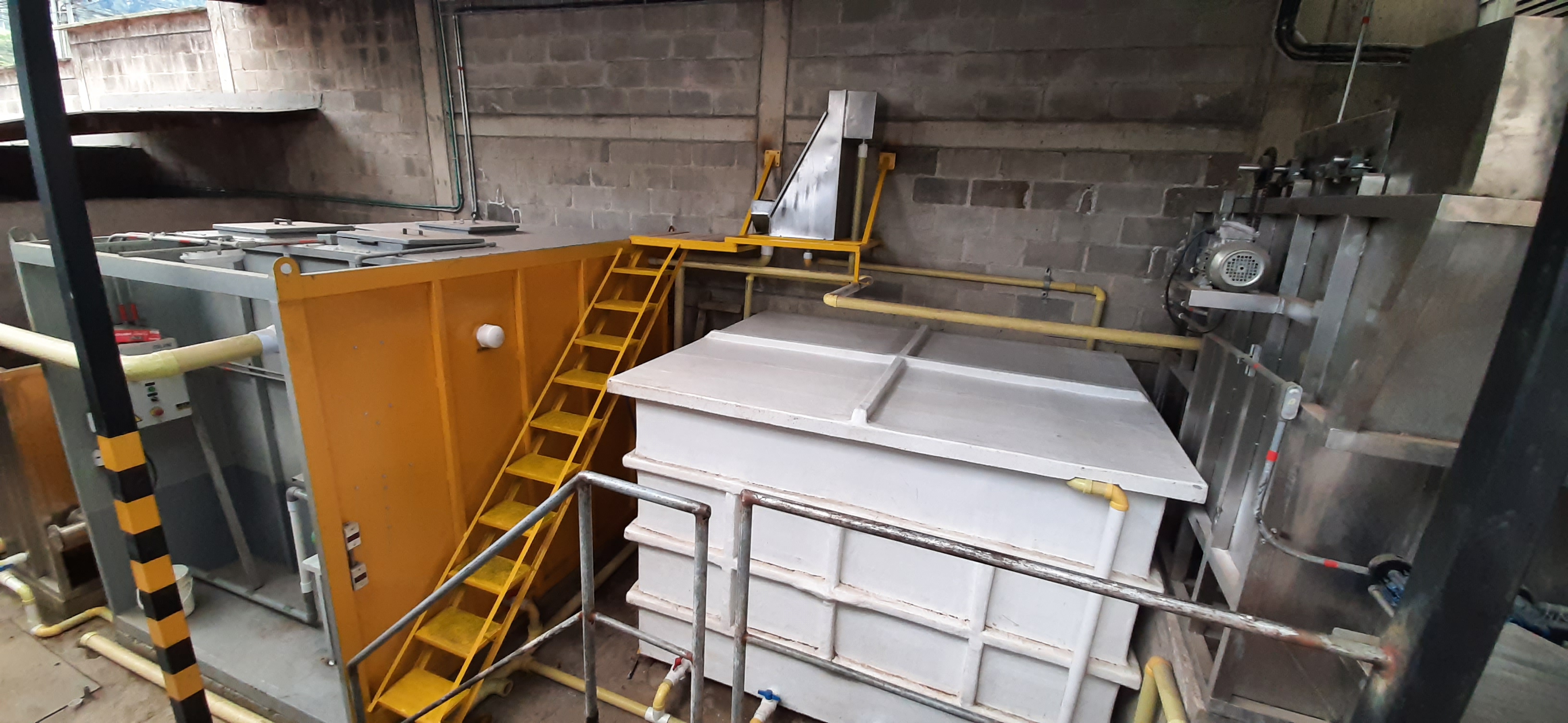 Planta contenedorizada para tratamiento de aguas residuales y agua potable COD 289 - 290 - 291 - 292: IPRODESA