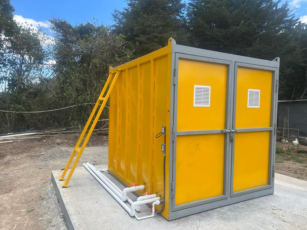Planta contenedorizada para tratamiento de aguas residuales y agua potable COD 303: JHONY VEGA