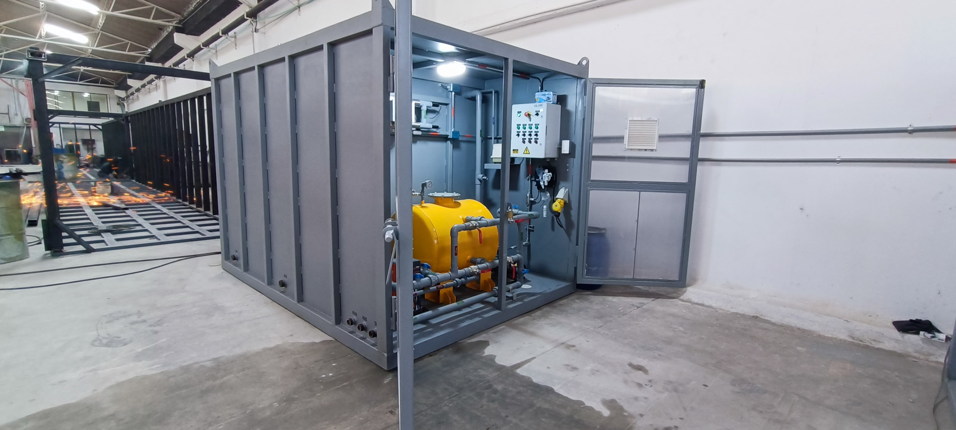 Planta contenedorizada para tratamiento de aguas residuales y agua potable COD 366: GUATER CONTROL