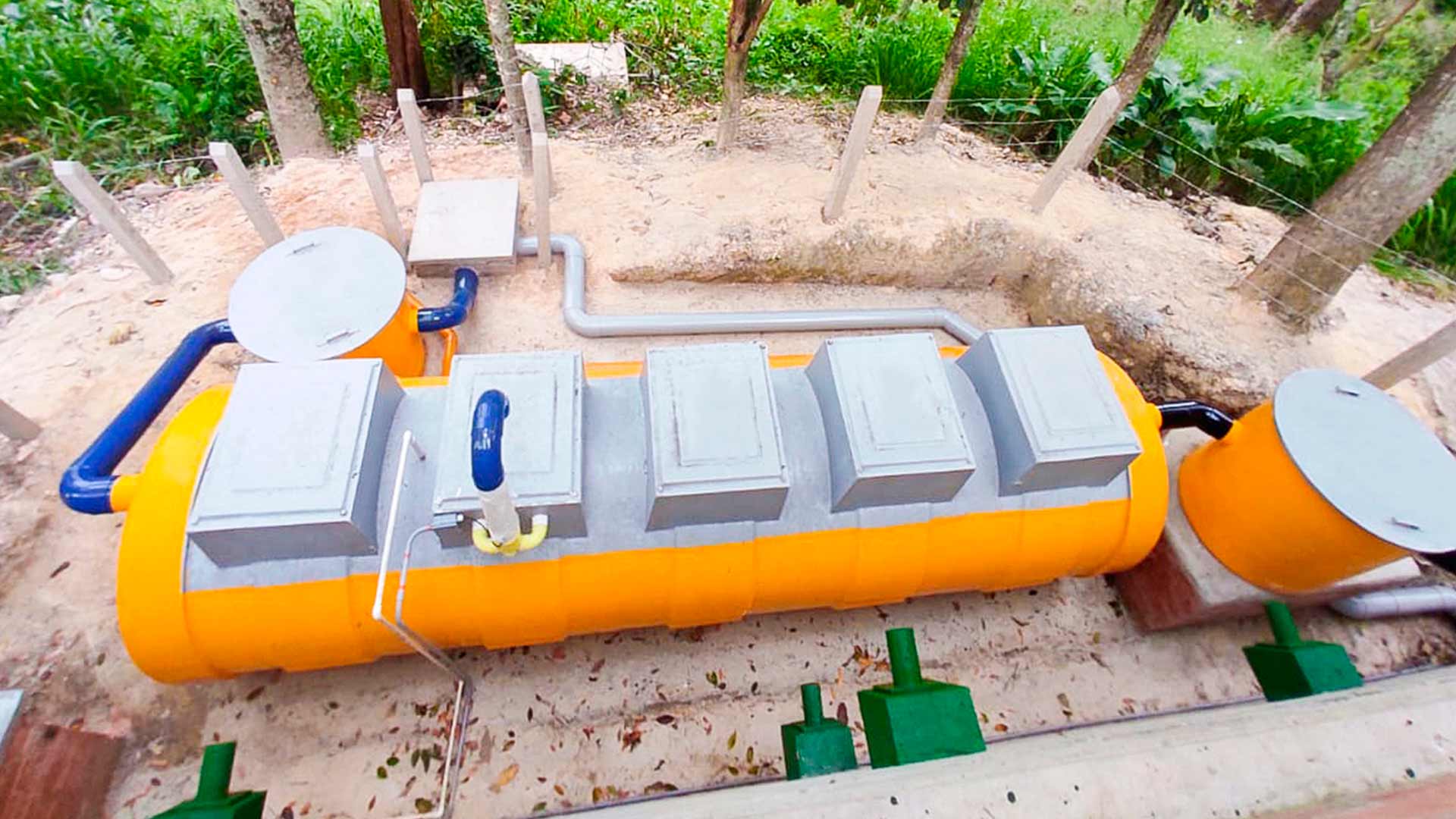 Tanques y filtros en fibra de vidrio para tratamiento y almacenamiento de agua: Bucaramanga