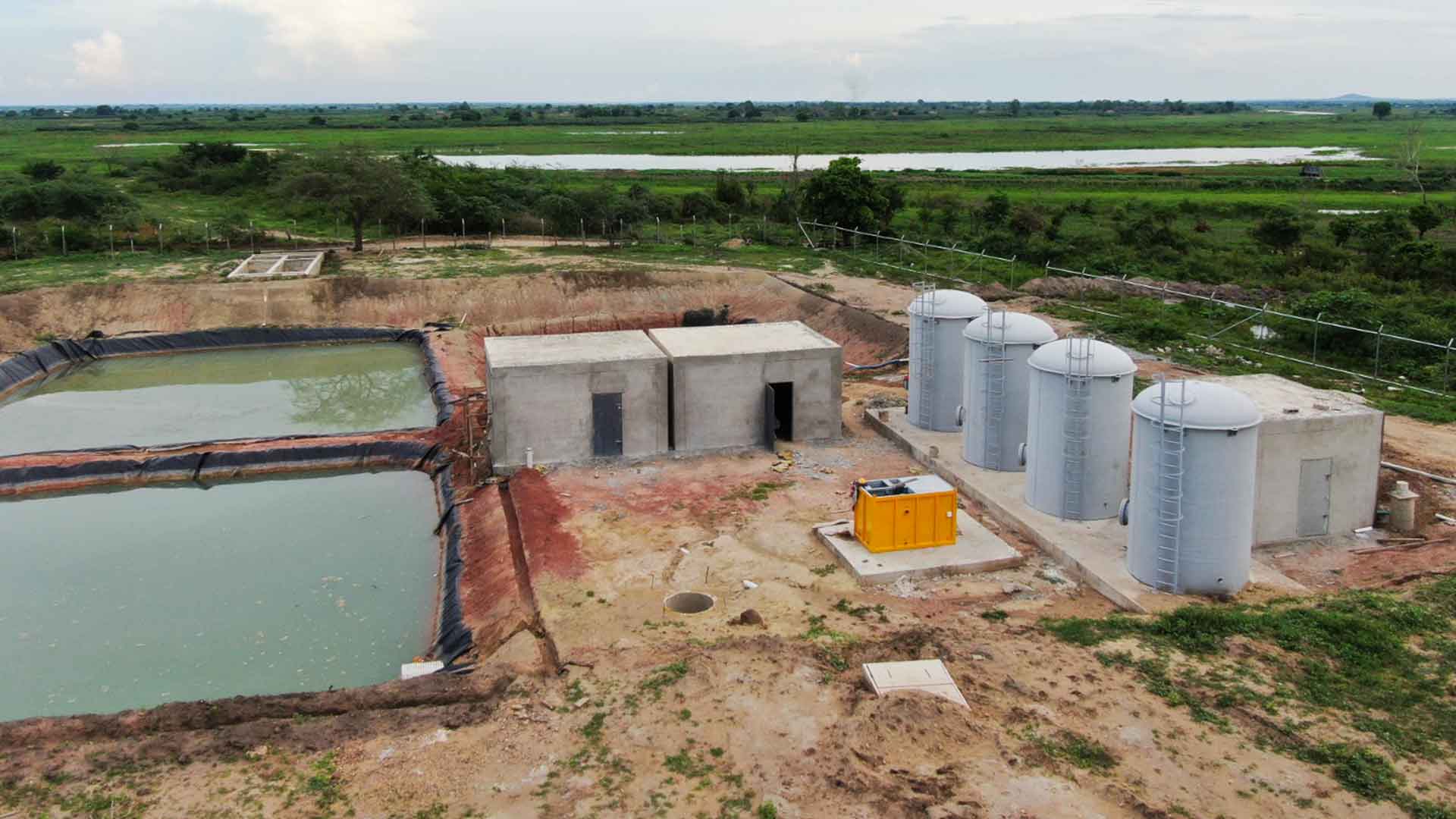 Tanques modulares para almacenamiento de agua y procesos industriales: Emmisas1